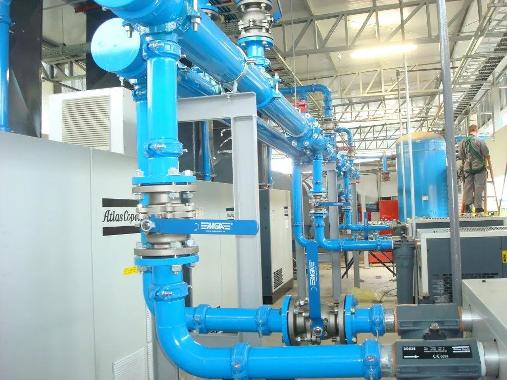 Tubulações em ambiente industrial - projeto Engepipe® 30